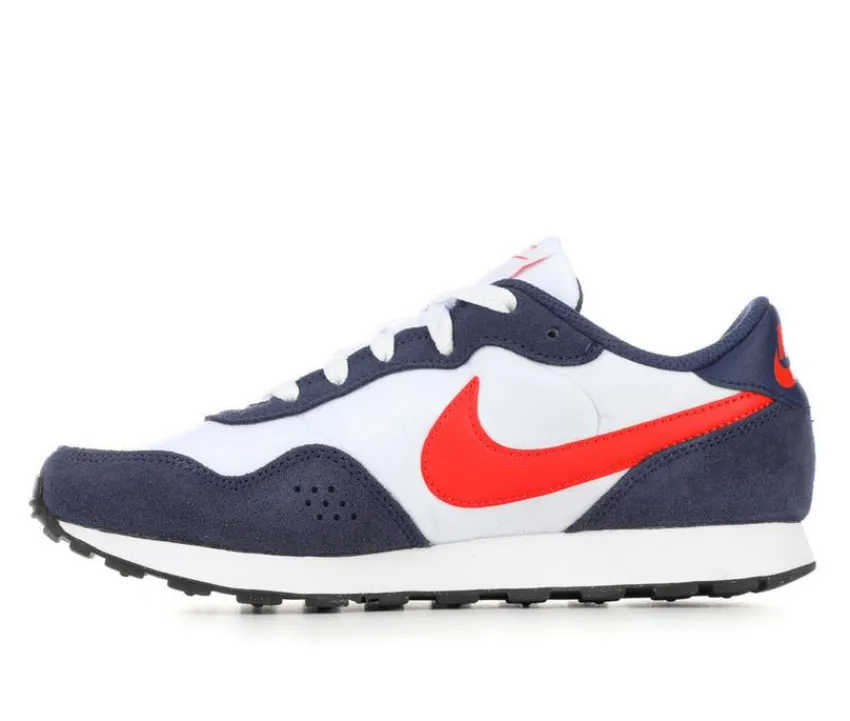 Nike Athletics & Sneakers|Big Kid (Sizes 3.5-7)>Boys' Big Kid MD Valiant Running Shoes