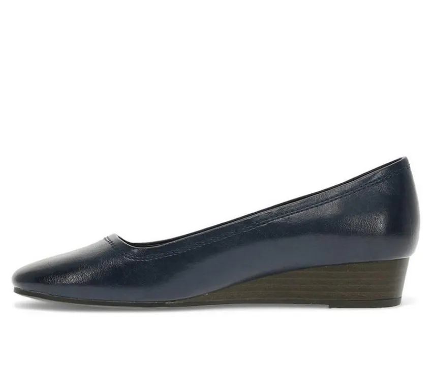 Women's Covette Casual Flats|Baretraps Outlet