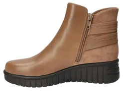 Bella Vita Boots & Booties><noscript><img width=