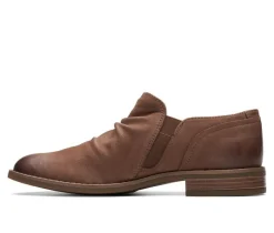 Clarks Boots & Booties><noscript><img width=