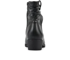 Cliffs by White Mountain Boots & Booties><noscript><img width=