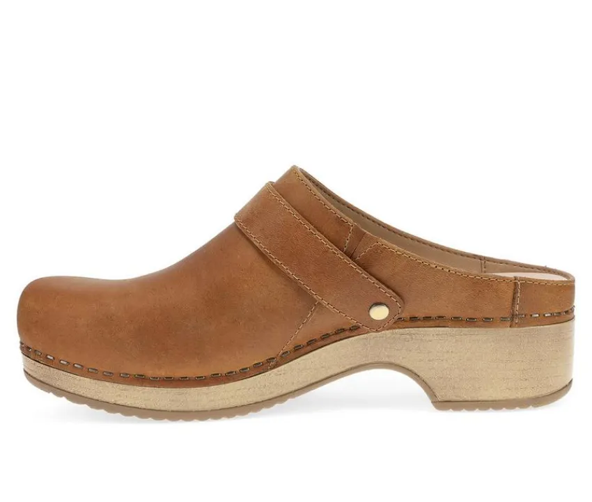 Women's Baylor Clogs|Dansko Outlet