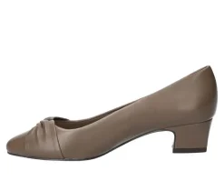 Women's Lyanna Pumps|Easy Street Best