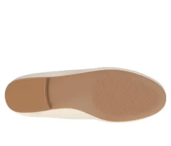 Journee Collection Flats><noscript><img width=