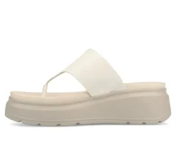 Women's Carah Platform Flip-Flops|Journee Collection Outlet