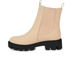 Women's Ivette Lugged Chelsea Boots|Journee Collection New