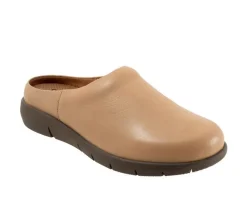 Women's Andria Clogs|Softwalk Online