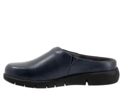 Softwalk Clogs & Mules><noscript><img width=