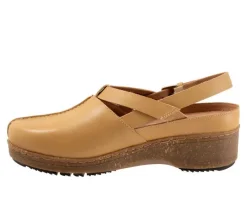 Softwalk Clogs & Mules><noscript><img width=