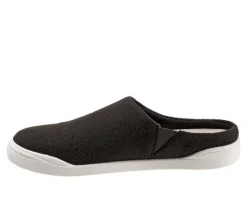 Softwalk Clogs & Mules><noscript><img width=