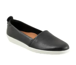 Women's Deva Flats|Softwalk Outlet