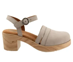 Softwalk Clogs & Mules>Women's Fillmore Clogs