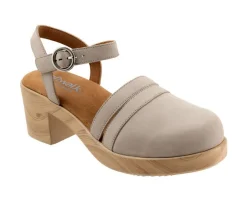 Softwalk Clogs & Mules>Women's Fillmore Clogs
