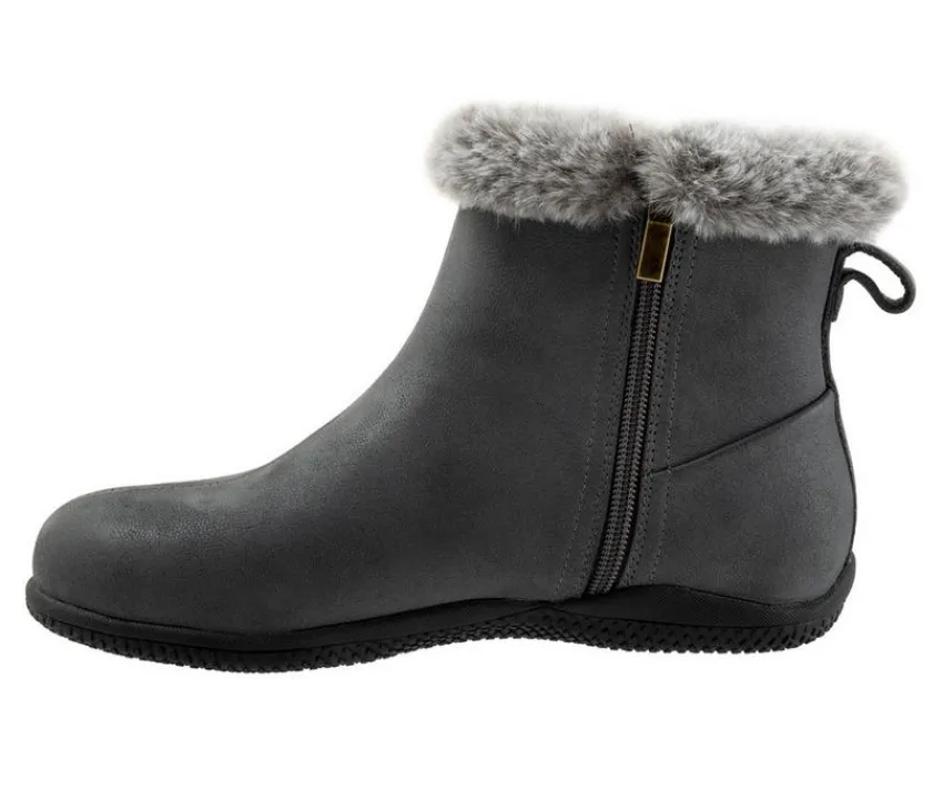 Softwalk Cozy>Women's Helena Winter Booties