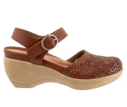 Women's Mabelle Perf Clogs|Softwalk Best