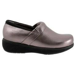 Softwalk Clogs & Mules>Women's Meredith Sport Clogs