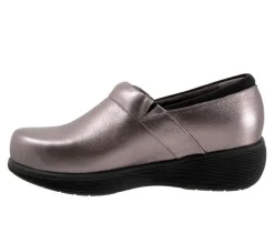 Softwalk Clogs & Mules><noscript><img width=