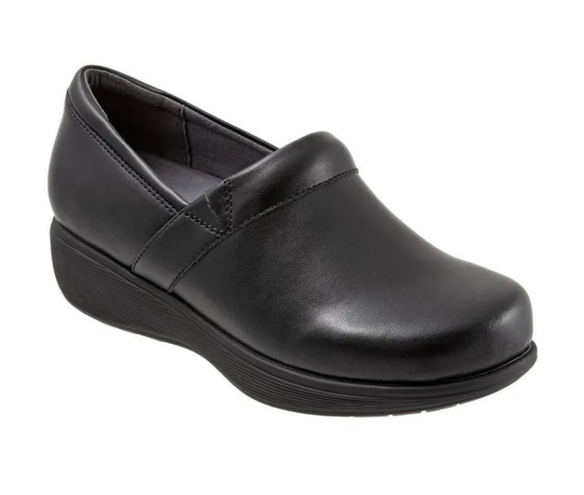 Women's Meredith Sport Clogs|Softwalk Sale
