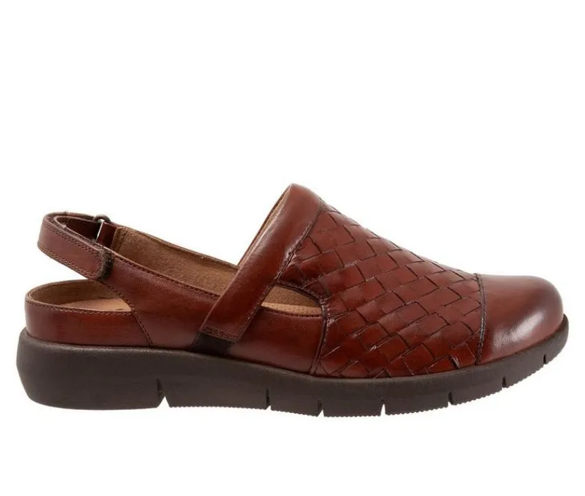 Women's Salina Woven II Clog|Softwalk Sale