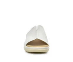 Taryn Rose Sandals><noscript><img width=