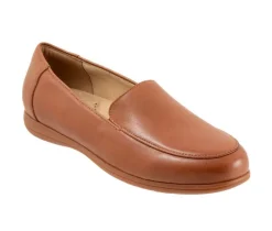 Trotters Loafers & Oxfords>Women's Deanna Loafers