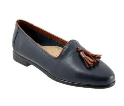 Trotters Loafers & Oxfords>Women's Liz Tassel Loafers